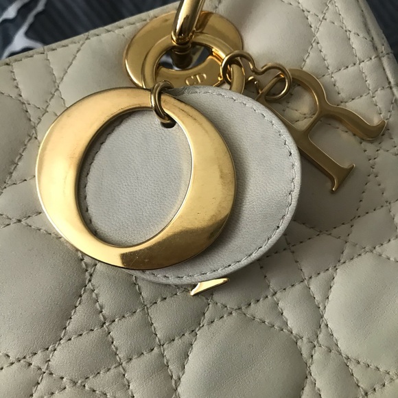 Authentic Dior - Picture 7 of 8